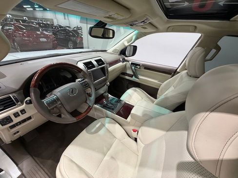 Used 2012 Lexus GX 460 w/ Comfort Plus Pkg image 25
