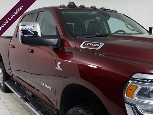 Used 2024 RAM 3500 Laramie image 38