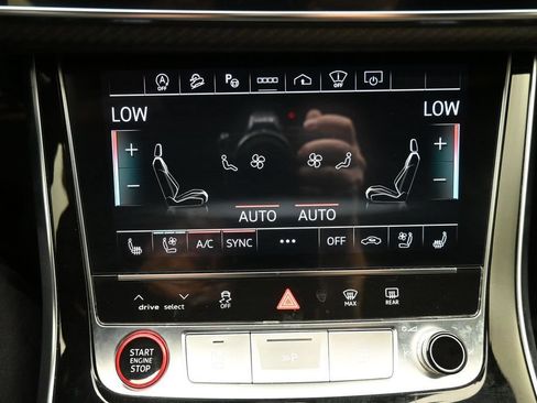 Used 2023 Audi RS Q8 AWD/4WD image 17