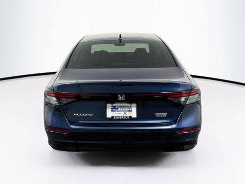 Used 2025 Honda Accord Touring image 6