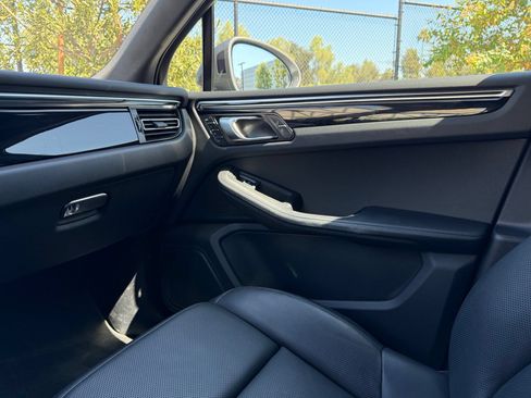 Certified 2023 Porsche Macan Turbo AWD/4WD image 26