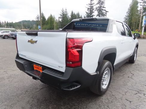 Used 2025 Chevrolet Silverado EV W/T AWD/4WD image 9