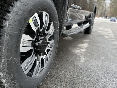 New 2026 GMC Sierra 2500 Denali w/ Denali Reserve Package image 10