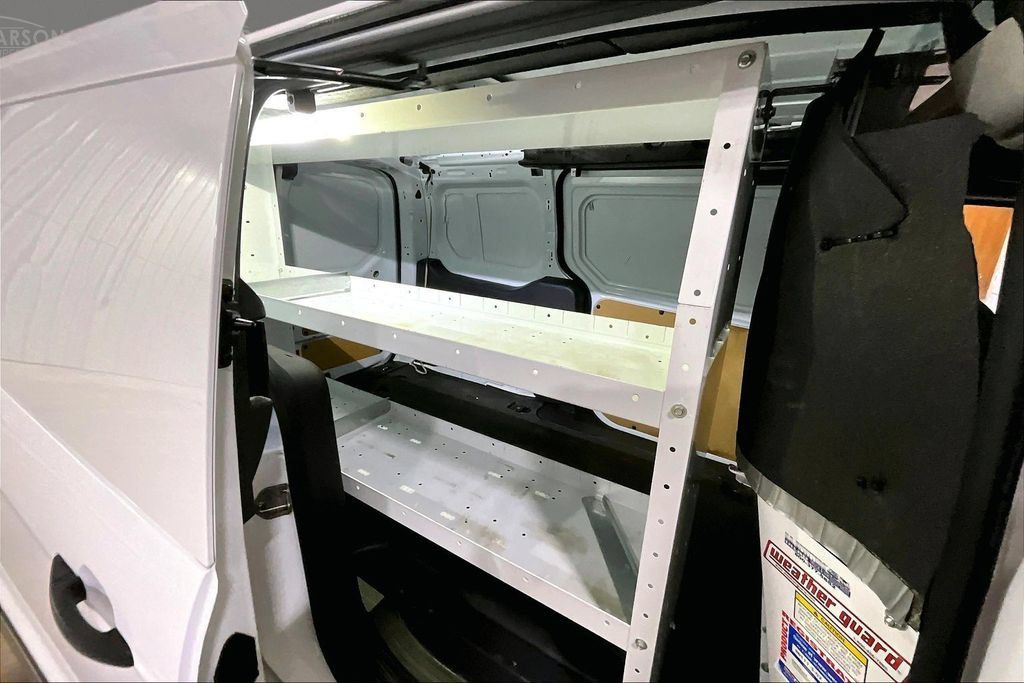 Certified 2017 Ford Transit Connect XLT FWD image 19