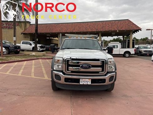 Used 2016 Ford F550 2WD Crew Cab Super Duty image 3