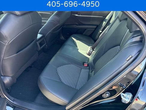 Used 2022 Toyota Camry SE image 15
