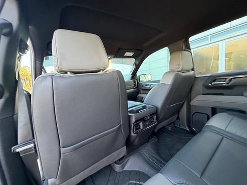 Used 2024 Chevrolet Silverado 1500 ZR2 w/ Technology Package AWD/4WD image 26