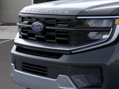 New 2026 Ford Expedition Platinum w/ Platinum Ultimate Package AWD/4WD image 17