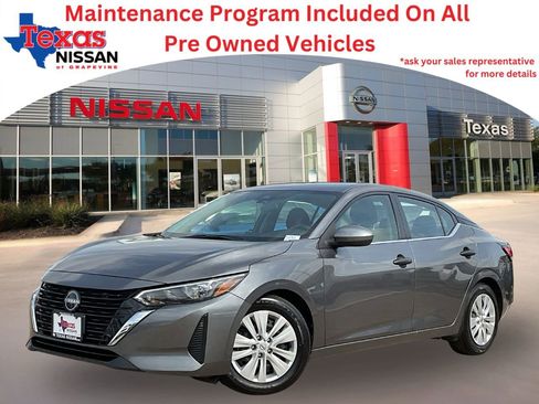 Used 2025 Nissan Sentra S image 1