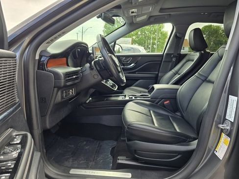 Used 2022 Lincoln Corsair Reserve w/ Equipment Group 201A image 18