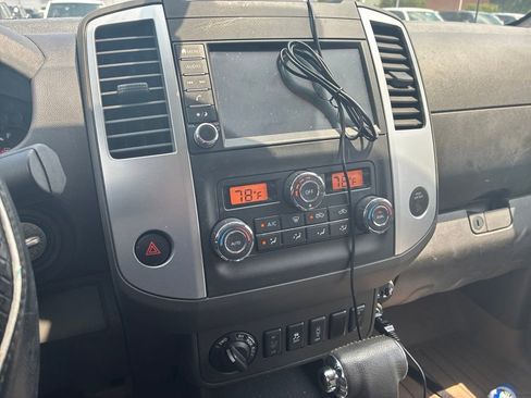 Used 2019 Nissan Frontier SV w/ Value Truck Package AWD/4WD image 10