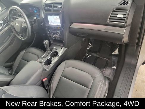 Used 2018 Ford Explorer XLT w/ Equipment Group 202A AWD/4WD image 19