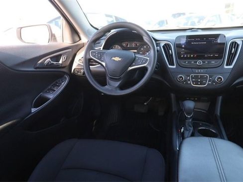 Used 2024 Chevrolet Malibu LT image 20