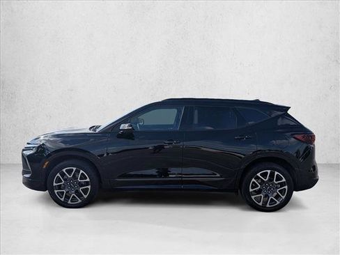 Used 2024 Chevrolet Blazer RS w/ Driver Confidence II Package FWD image 9