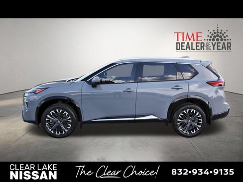Used 2025 Nissan Rogue Platinum w/ Tech Package FWD image 4