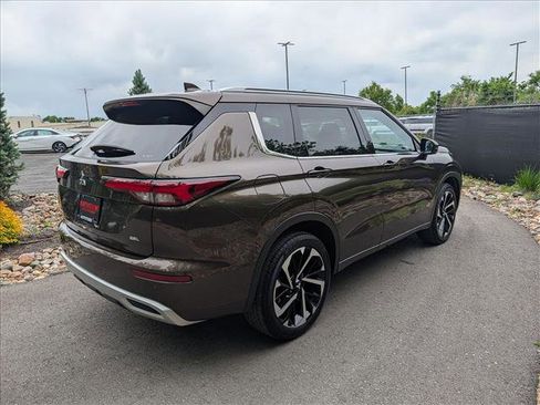 Used 2024 Mitsubishi Outlander SEL AWD/4WD image 5