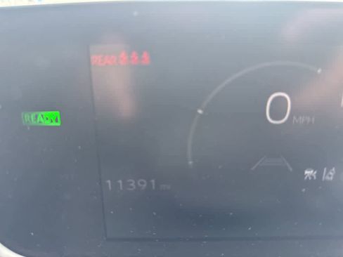 Used 2023 Toyota bZ4X Limited image 22