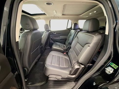 Used 2022 GMC Acadia Denali w/ Denali Ultimate Package FWD image 23