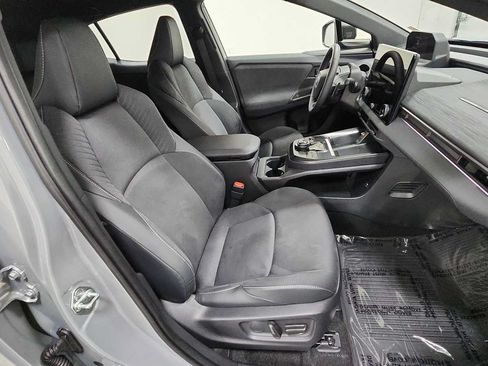 Certified 2026 Toyota C-HR AWD/4WD image 29