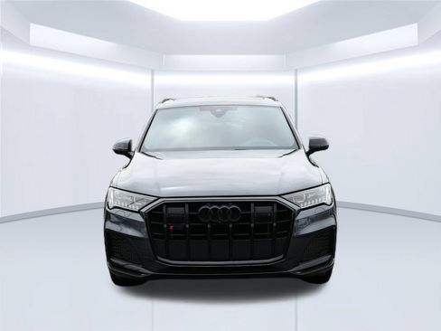 Used 2023 Audi SQ7 Prestige w/ Prestige Package AWD/4WD image 14