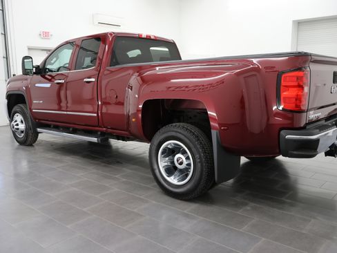 Used 2015 GMC Sierra 3500 SLT w/ Snow Plow Prep Package image 5