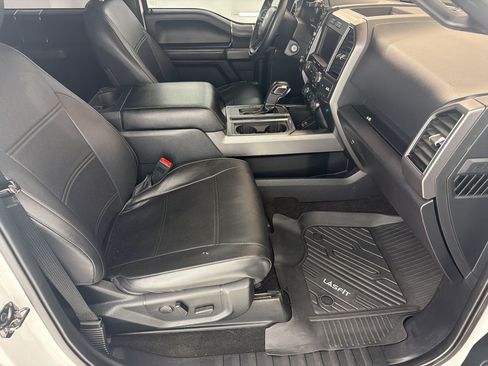Used 2019 Ford F150 XLT w/ Equipment Group 302A Luxury AWD/4WD image 24