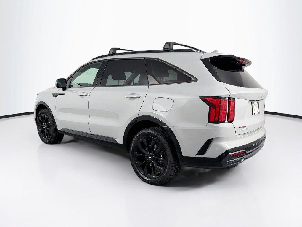 Used 2023 Kia Sorento SX AWD/4WD image 7