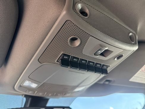 Used 2019 Ford F350 Lariat w/ Lariat Ultimate Package AWD/4WD image 19