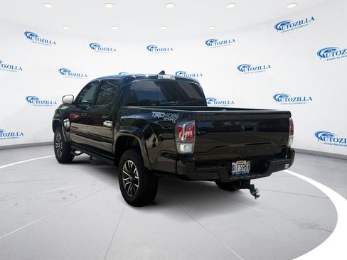 Used 2023 Toyota Tacoma 4x4 Double Cab image 3