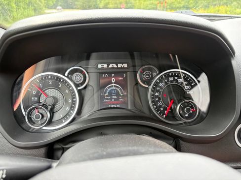 Used 2023 RAM 1500 Big Horn AWD/4WD image 20