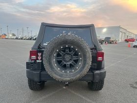 Used 2017 Jeep Wrangler Sport w/ Quick Order Package 24S AWD/4WD image 3