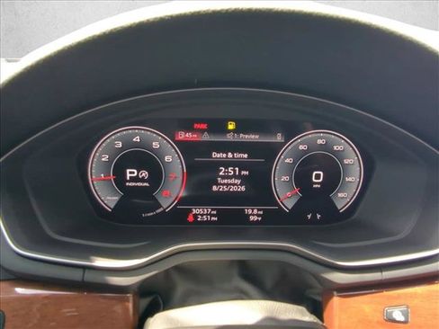 Used 2023 Audi A4 2.0T allroad Premium Plus w/ Premium Plus Package AWD/4WD image 11