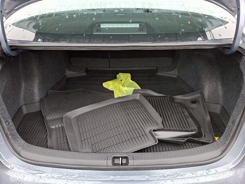 Certified 2026 Toyota Corolla SE image 28