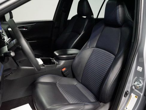 Certified 2025 Toyota RAV4 XSE AWD/4WD image 27