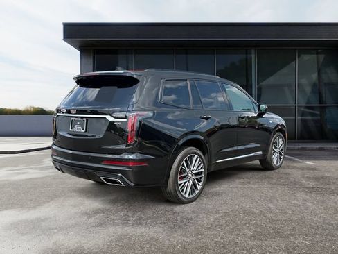 Certified 2023 Cadillac XT6 Sport w/ Technology Package AWD/4WD image 5