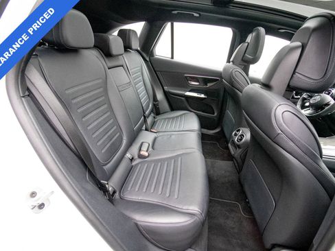 Used 2025 Mercedes-Benz GLC 43 AMG 4MATIC image 21
