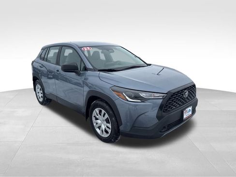 Used 2023 Toyota Corolla Cross L image 7