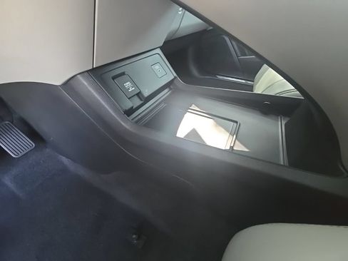 Used 2023 Acura RDX w/ Technology Package FWD image 28