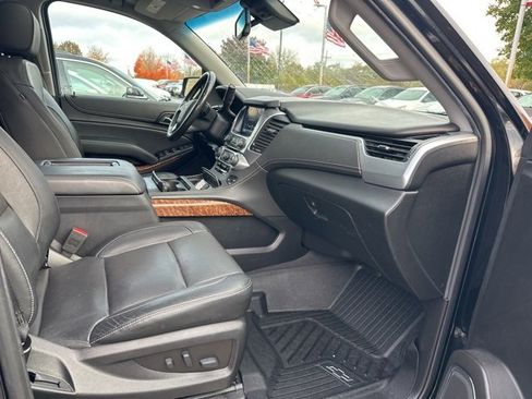 Used 2020 Chevrolet Suburban Premier w/ RST Edition image 30