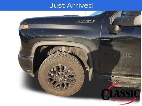 Used 2025 Chevrolet Silverado 2500 LT w/ Trail Boss Package image 13