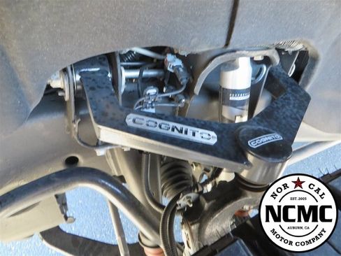 Used 2024 GMC Sierra 2500 Denali w/ Denali Reserve Package image 11