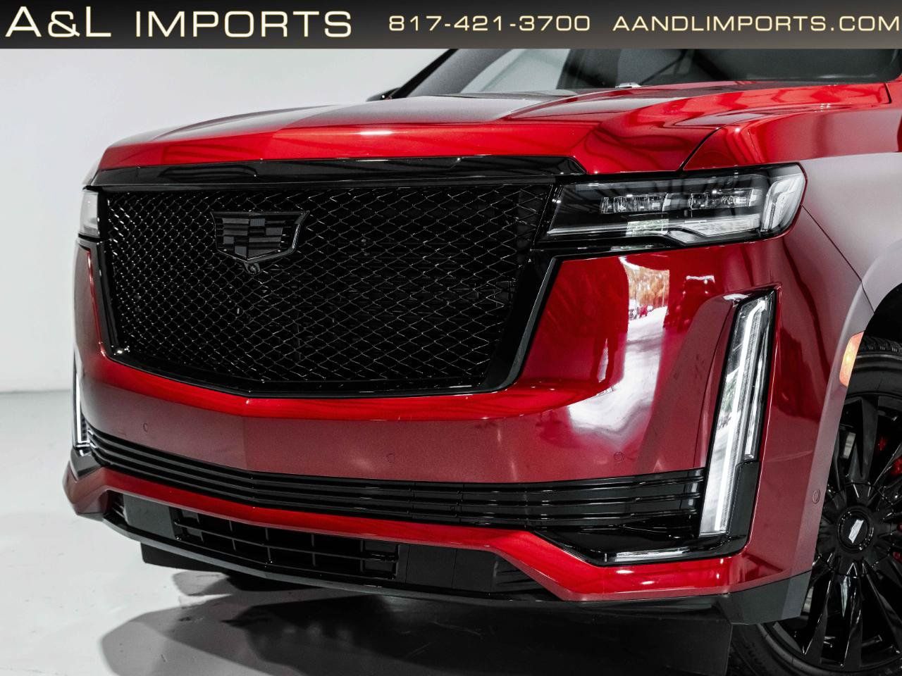 Used 2024 Cadillac Escalade ESV Premium Luxury AWD/4WD image 15