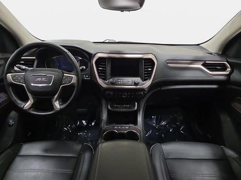 Used 2023 GMC Acadia Denali w/ Denali Technology Package AWD/4WD image 10