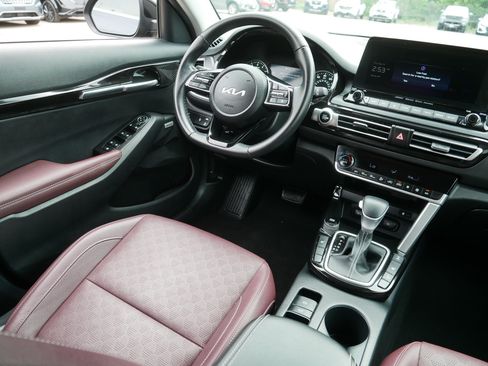 Certified 2023 Kia Seltos SX AWD/4WD image 9
