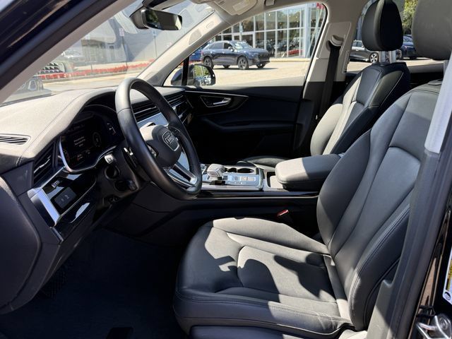 Used 2023 Audi Q7 2.0T Premium Plus AWD/4WD image 24