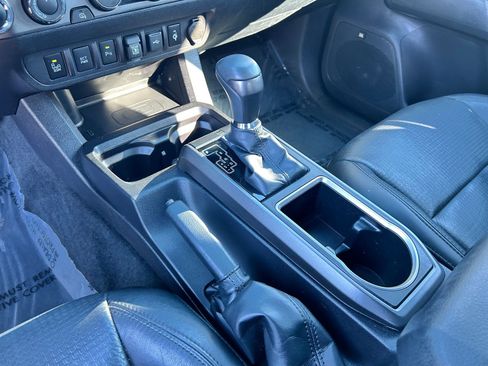 Certified 2023 Toyota Tacoma TRD Sport w/ TRD Premium Sport Package image 18