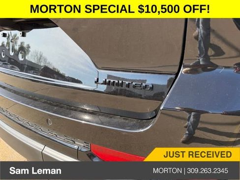 New 2025 Jeep Grand Cherokee Limited w/ Black Appearance Package image 9