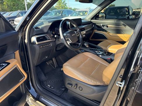 Used 2022 Kia Telluride SX FWD image 12