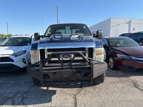 Used 2008 Ford F350 XLT image 2
