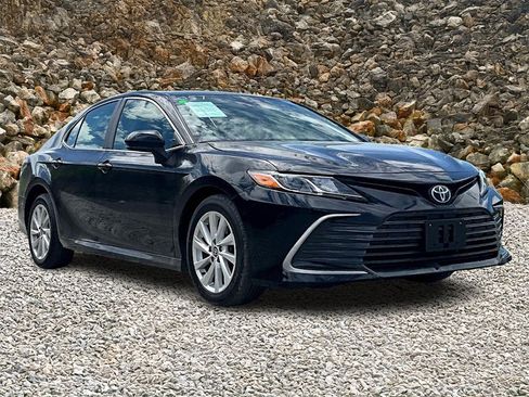 Used 2023 Toyota Camry LE w/ Protection Package (Q2) (TMS) image 11